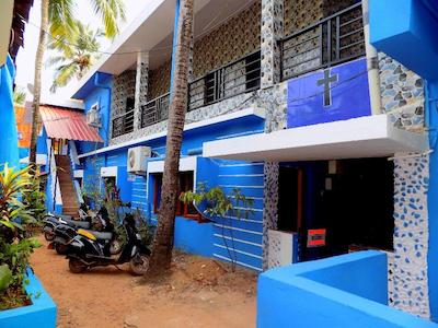 رومالدو گست هاوس