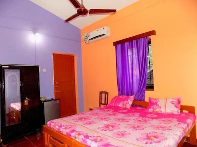 رومالدو گست هاوس