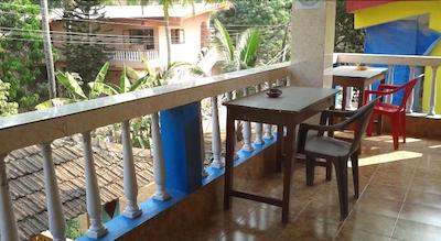 رومالدو گست هاوس