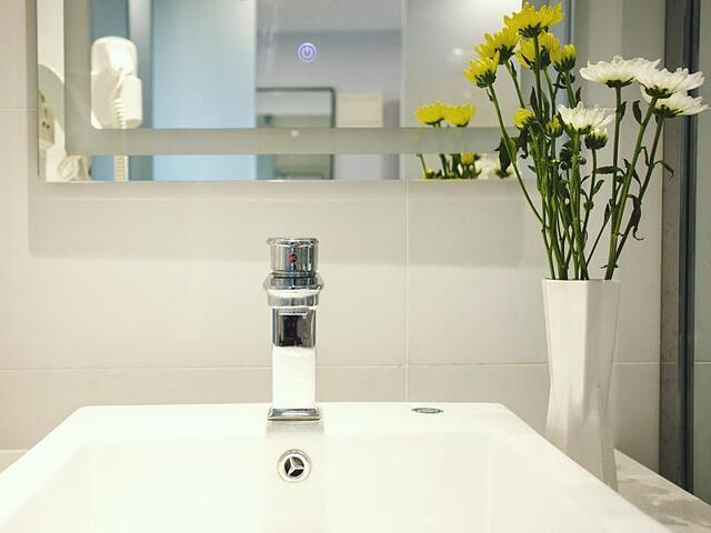 گرین تری گروپ واتیکا هانگژودونگ ریل وی استیشن