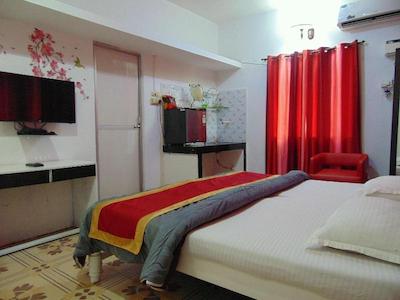 اوشنیک پرل گست هاوس