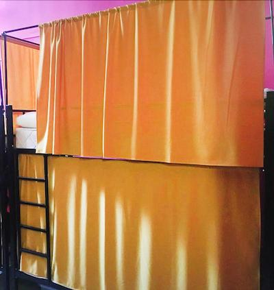 فورتونا این هاستل