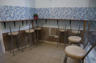 فورتونا این هاستل