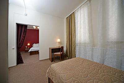 هتل پترووکا 17