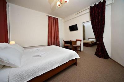 هتل پترووکا 17