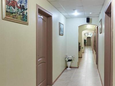 هتل بونجور بوتوو