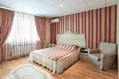 هتل بونجور بوتوو