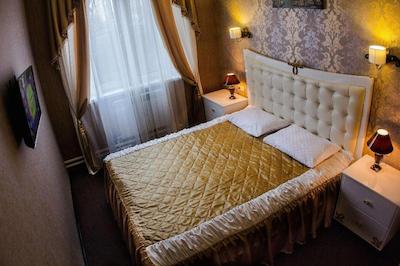 هتل لایت بارویخینسکایا