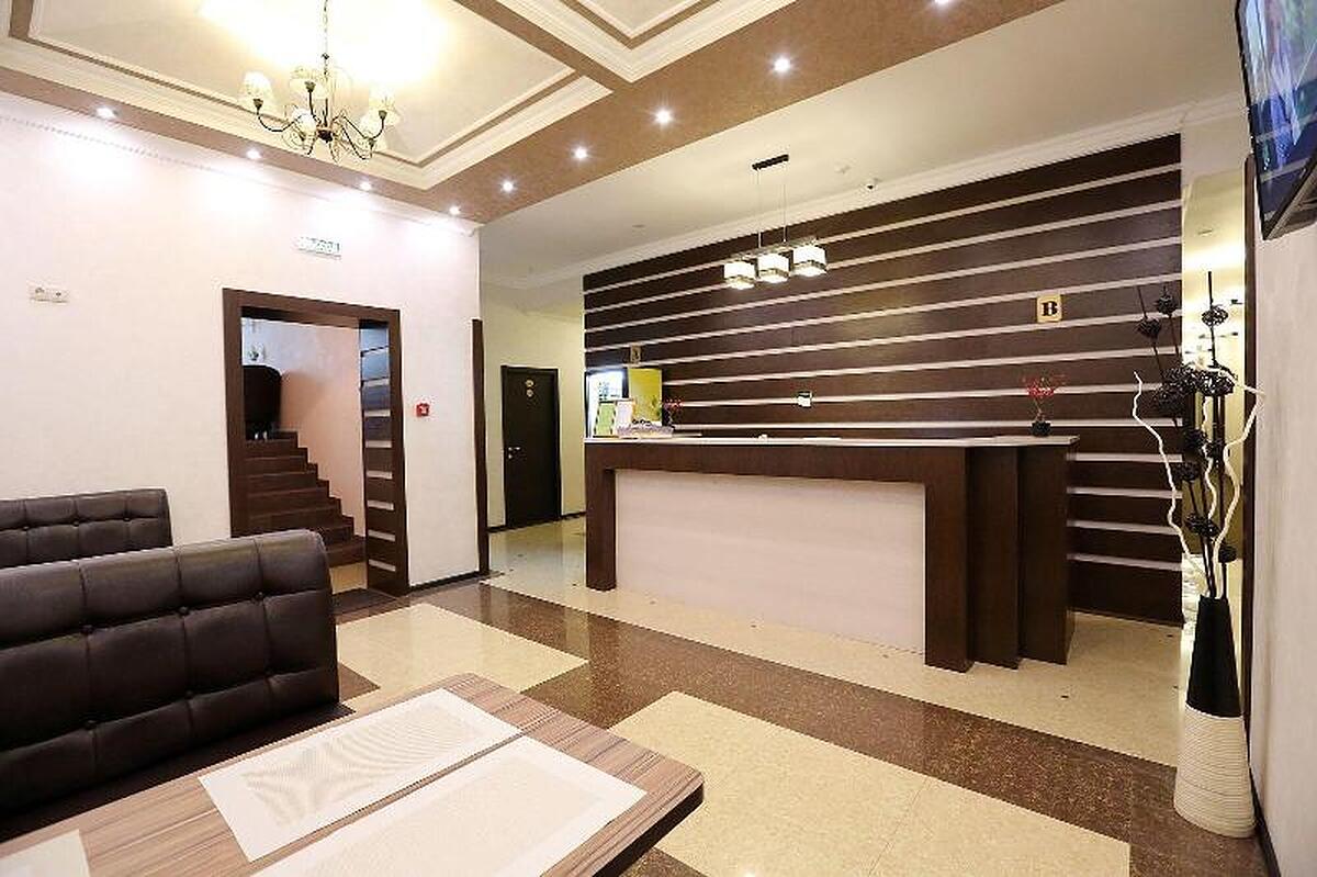 هتل لایت بارویخینسکایا