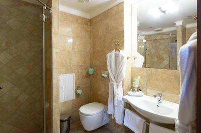 هتل تایوژنی