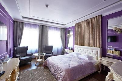 هتل تایوژنی