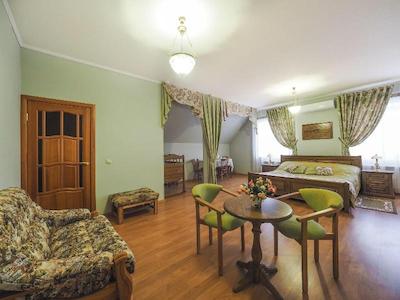 هتل ودوهنوونیه