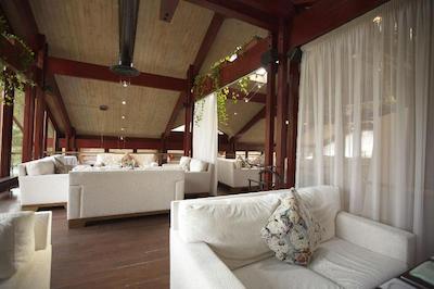 کانتری پارک هتل