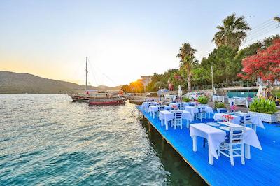 آنفورا اوتل