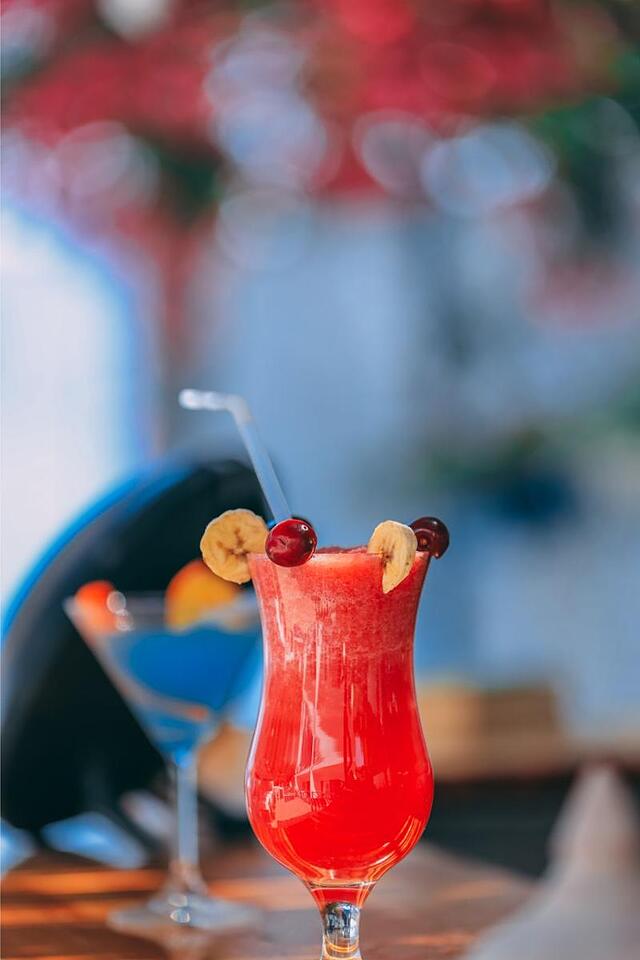 آنفورا اوتل