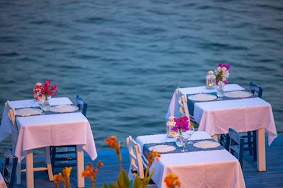 آنفورا اوتل