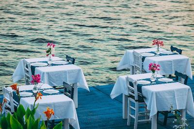 آنفورا اوتل