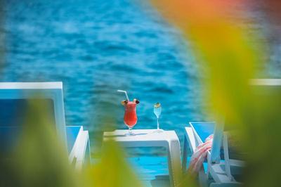 آنفورا اوتل