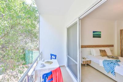 آنفورا اوتل