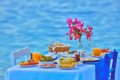 آنفورا اوتل