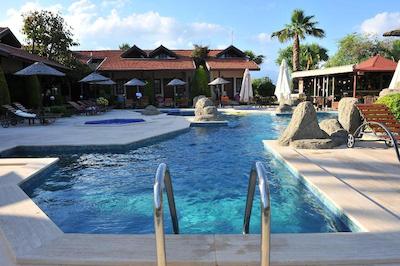 گرنادین لاج