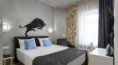 بد برایک هتل