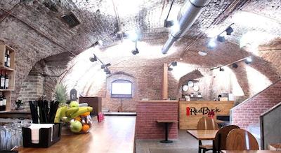 بد برایک هتل