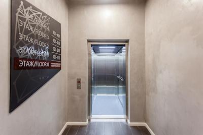 بد برایک هتل