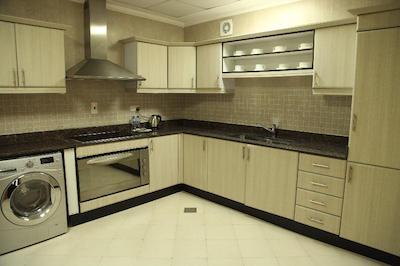 مانگوم هتل اند سویتز وست بی