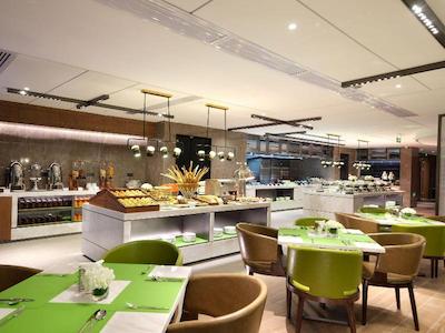 همپتون بای هیلتون گوانگژو تیانهه اسپورتز سنتر