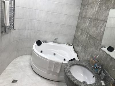 کاپیتول هتل