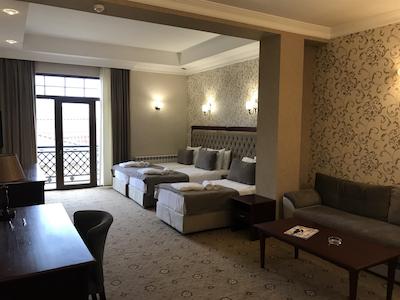 کاپیتول هتل