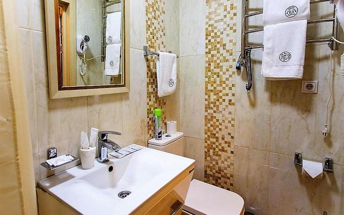 کا رویال هتل
