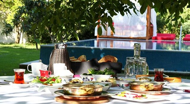 ایفسوس لاج