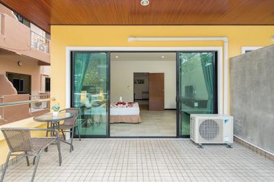 آمارین رزیدنس پاتونگ