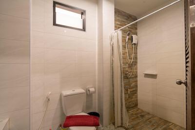 آمارین رزیدنس پاتونگ