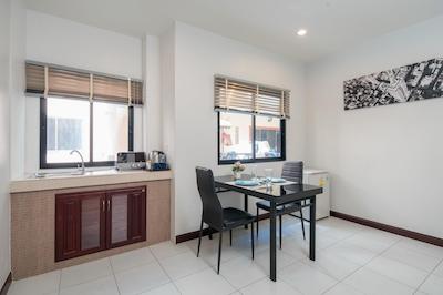 آمارین رزیدنس پاتونگ