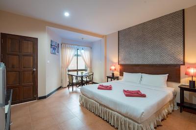 آمارین رزیدنس پاتونگ