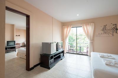 آمارین رزیدنس پاتونگ