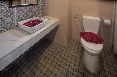 آمارین رزیدنس پاتونگ