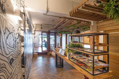 فمیلی تری هتل