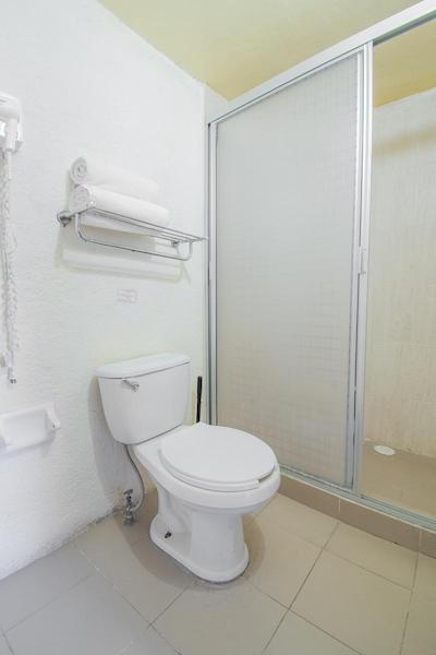 او وای او هتل کازا دل گوبرنادور