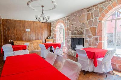 او وای او هتل کازا دل گوبرنادور