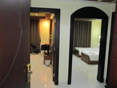 ال مابیله هتل ال ال سی