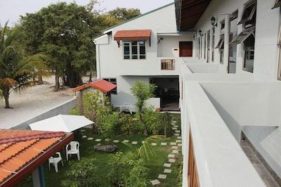 سرولین ویوو رزیدنس