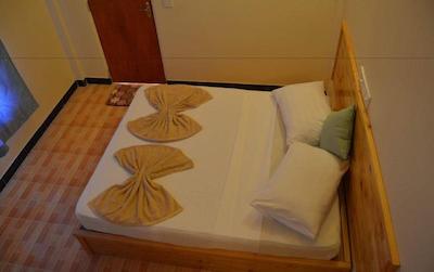 لوکال آیلند این