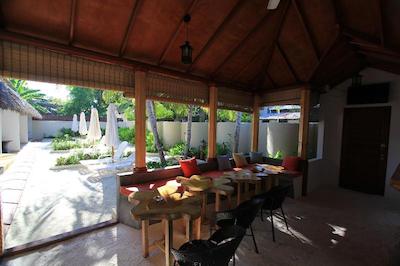 لوکال آیلند این