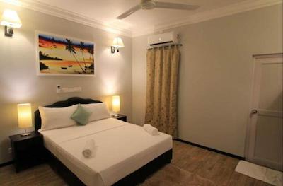 لوکال آیلند این