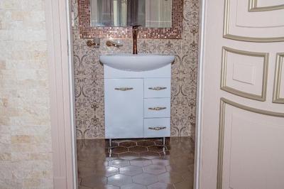 سیلور 34 بوتیک هتل