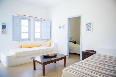 پلاگوس اویا